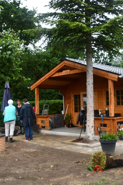 frontpage_right_left